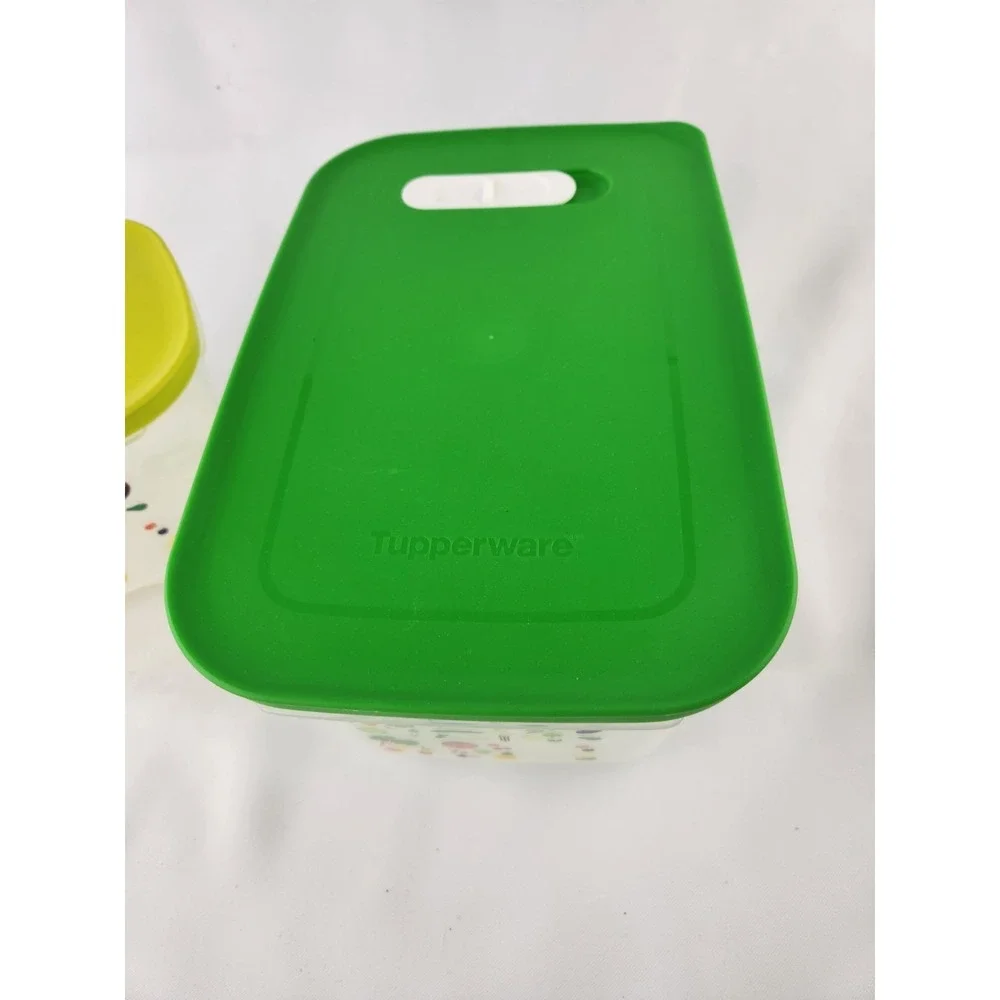 Tupperware FridgeSmart Medium Small Deep 1 gal./4.4L-Fruit Vegetable Keeper 1.8